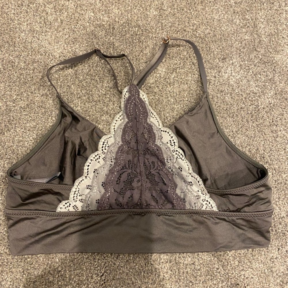 Bralette - Picture 2 of 2